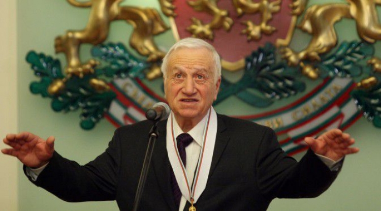 Иван Абаджиев – едно име, двама мъже и много талант